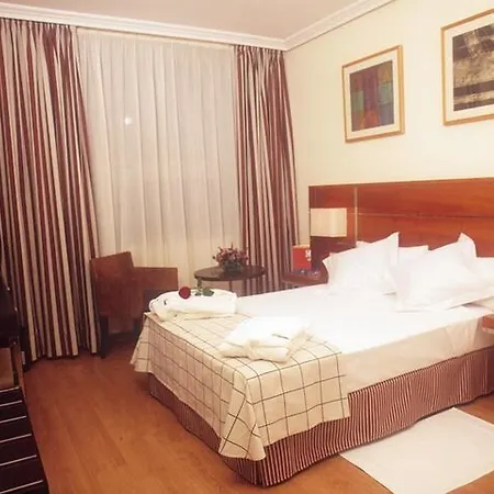 H10 Itaca Hotel 4*